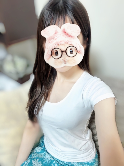 小鈴りほ Riho Kosuzu